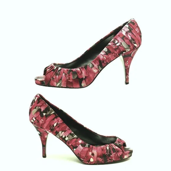 White House Black Market Open Toe Closed Heel Size 7.5 Heels - Picture 2 of 5